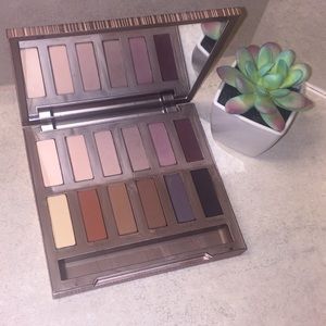 Naked Ultimate Basics Eyeshadow Palette